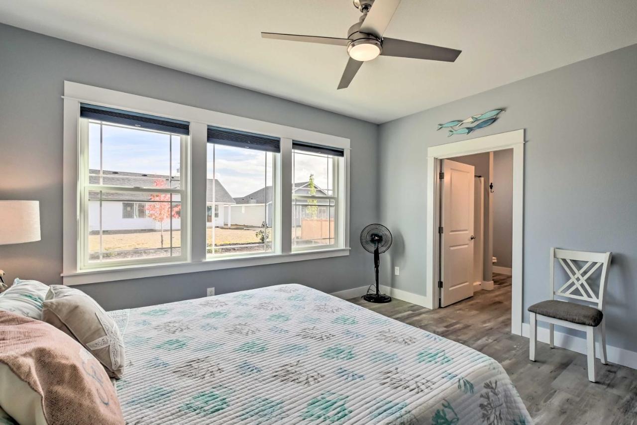 Ocean Shores Getaway With Fireplace And Hot Tub! Zewnętrze zdjęcie