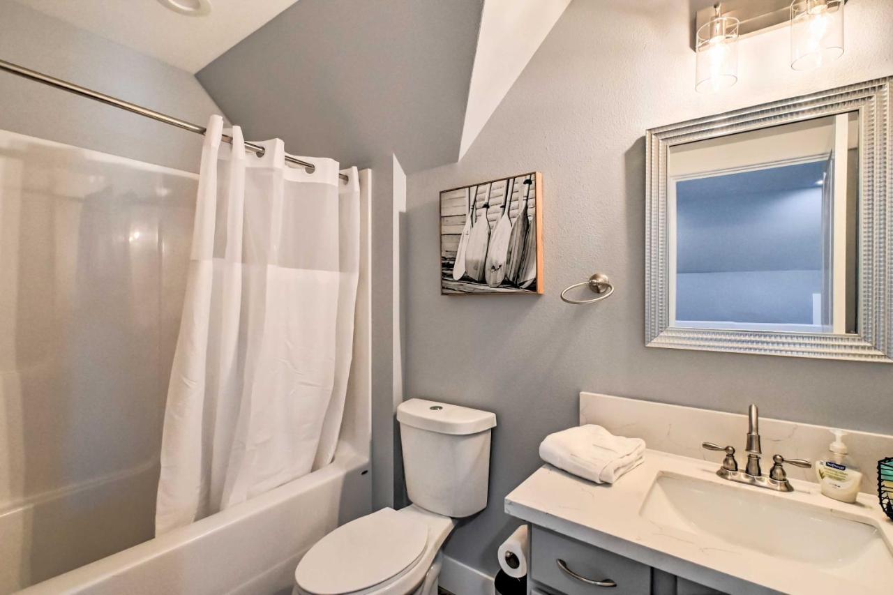 Ocean Shores Getaway With Fireplace And Hot Tub! Zewnętrze zdjęcie